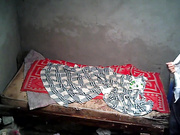 开裆丝袜站街女碰到硬碴了排骨哥典型的人肉打桩机看她表情有点吃不消