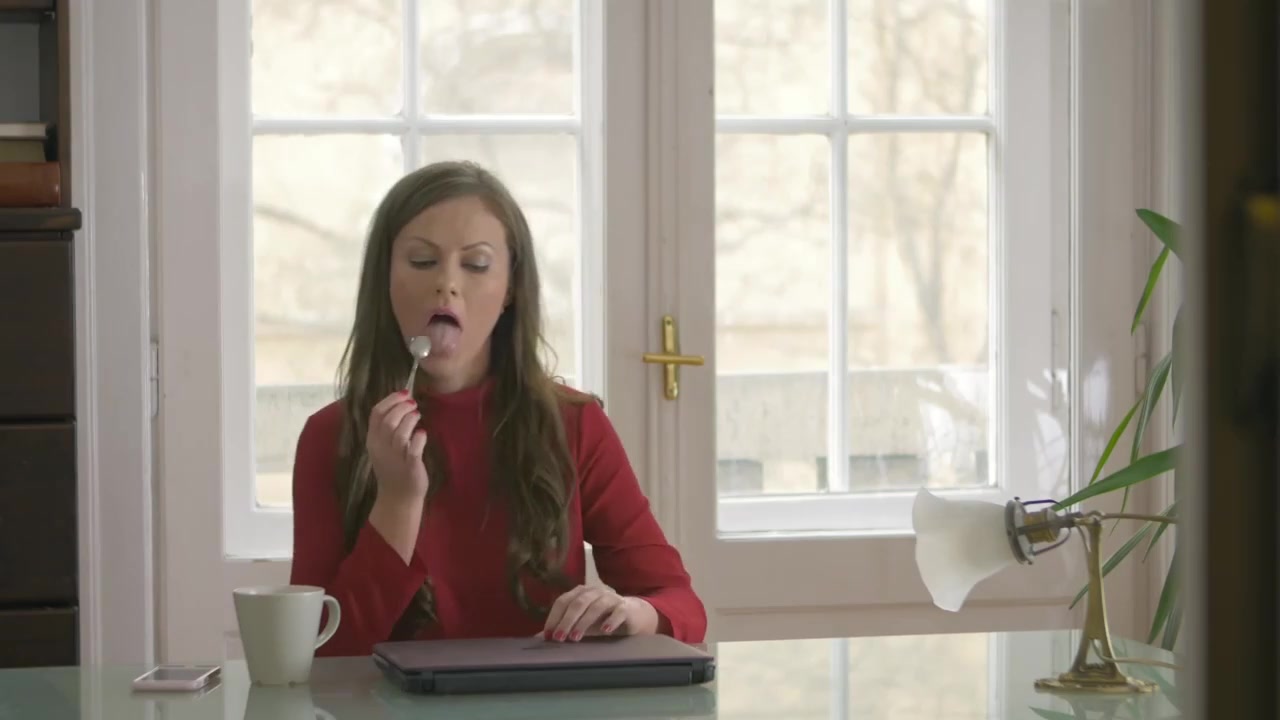 闺蜜相约深喉大鸡巴舔弄谦让谁也不争慢慢后入