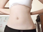 《台湾情侣泄密》在爱河中迷失自我高中学生妹--惨遭渣男曝光所有私密影片