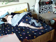 居家攝像頭黑客破解拍攝到的小情侶睡完午覺後來一炮 互舔互插愛撫爽的欲仙欲死 露臉高清