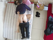 居家攝像頭黑客破解拍攝到的猥瑣大叔宿舍裏與寂寞少婦偷情私會 69騎乘後入嘗試各種體位幹得直叫求饒 露臉高清