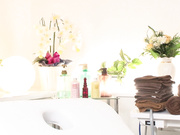 [EVIS-560] 上級ベロテク絶頂レズエステ - 1of5