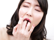 [AGMX-235] まん屁！くちゅ音！フェラ音！高感度録音で楽しむ女の淫音三重奏 - 1of5