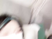 雪糕妹妹-穿着旗袍跳擦边舞诱惑哥哥，哥哥忍不住把我，我以蹲着的方式爬在哥哥的小腹上