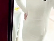 居家带娃的家庭主妇趁老公上班让情夫来家里操自己止痒