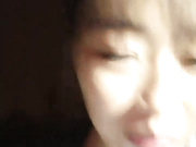 美女主播为了拼人气约炮友在学校草坪里野战精彩对话