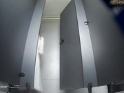 坐盗市新流出某大学课间女厕TP第32季2个颜值不错的妹子