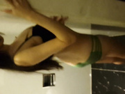 某院校艺术系大胸美女翘课与男友宾馆偷情艳舞助性普通话