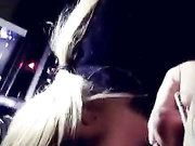 长得像关X彤的外围女主播半夜和不会说普通话开奥迪车的土鳖大叔车震喷湿了他的车