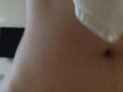 广西出差和同事在小旅馆3P一个奶子很漂亮的坐台小姐