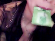 颜值不错q朴妮唛勾搭炮友车内车震 身材不错 激情啪啪