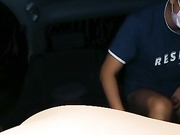 颜值不错的妹子 户外和炮友车震 穿着开裆黑丝 车上口交 女上位操逼 躺在后座上被猛猛的操