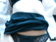 在客厅被大J8前后爆操呻吟好听最后把内裤塞嘴里操高清版