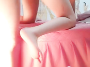 女性私密按摩偷拍-颜值身材很不错的性感美少妇被男技师连摸带按摩弄得欲火难耐受不了掏出他的鸡巴求操,干完后又口暴