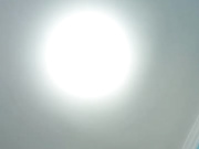 淫乱的小少妇露脸跟小哥约啪直播表演，骚浪的呻吟吃鸡巴前玩道具先尿一泡吗，被大哥各种爆草抽插听狼友指挥