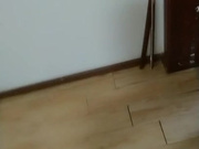 隔壁的小少妇真闷骚一起喝点酒就好想要，露脸躺床上让玩逼20年的手速把她弄到高潮喷水，大鸡巴插入叫的骚