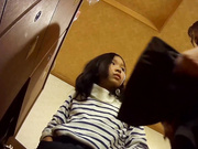 专业盗站最新流出女偷拍客潜入洗浴中心更衣室专挑身材好漂亮的妹子拍