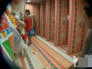 【盜攝視訊】盜攝西洋女性公共浴室洗浴 奶大顏值高（第一部）看得讓人欲火焚身～原版高清