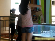 商场跟拍同学如厕有生活照