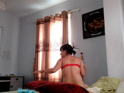 猥琐外教在宿舍喊来肥臀少妇啪啪，提前放好摄像头拍下全过程