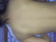 “至从给你拍这个我都不看毛片了”对白淫荡特会放骚学舞蹈的大奶浪妹裸体跳艳舞挑逗男友被爆操说爽的快流鼻血了