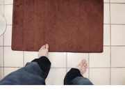 可爱的拉丁女孩勾引网友来家里操她