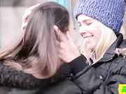 大学生姐妹花没有男朋友只好互舔彼此的小穴