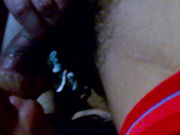 熟女骚货王君吃鸡巴漏出一线天鲍鱼