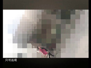 国内牛人厕拍县城沟厕系列精选近距离几个不错的逼逼还配上文字介绍