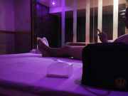 水疗馆技师水菊花舔弄69掰穴骑脸插嘴撸射