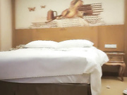 修长美腿高端外围按头口交非常熟练站立后入