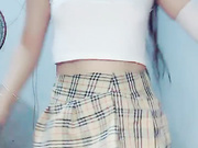 颜值很高女神主播大尺度直播秀 超短裙 搔首弄姿掰开小穴 十分诱人不要错过