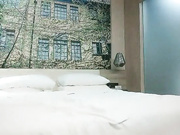 花臂纹身外围小姐姐舌吻揉穴调情主动骑乘