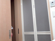 【稀缺摄像头❤️甄藏】私人医院女生更衣室摄像头泄露 漂亮美乳护士小姐姐完美身材 还秀一下美乳很自信呢 高清1080P原版