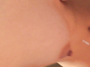 獨家推薦 酒店開房約啪96年師範大學高顏值學妹 貌似有點害羞操爽後想怎麽玩都可以 表情騷浪 國語1080P高清