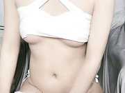 宇宙无敌骚人妻主播完美展示丝袜美足白嫩小乳