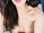 迷人的小少妇风骚勾人诱惑狼友黑丝诱惑道具玩逼喷水